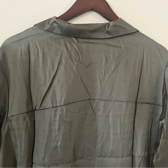 NEW! T Tahari Airflow Boxy Long Sleeve Camp Blouse Women’s Size 3X - Picture 8 of 15